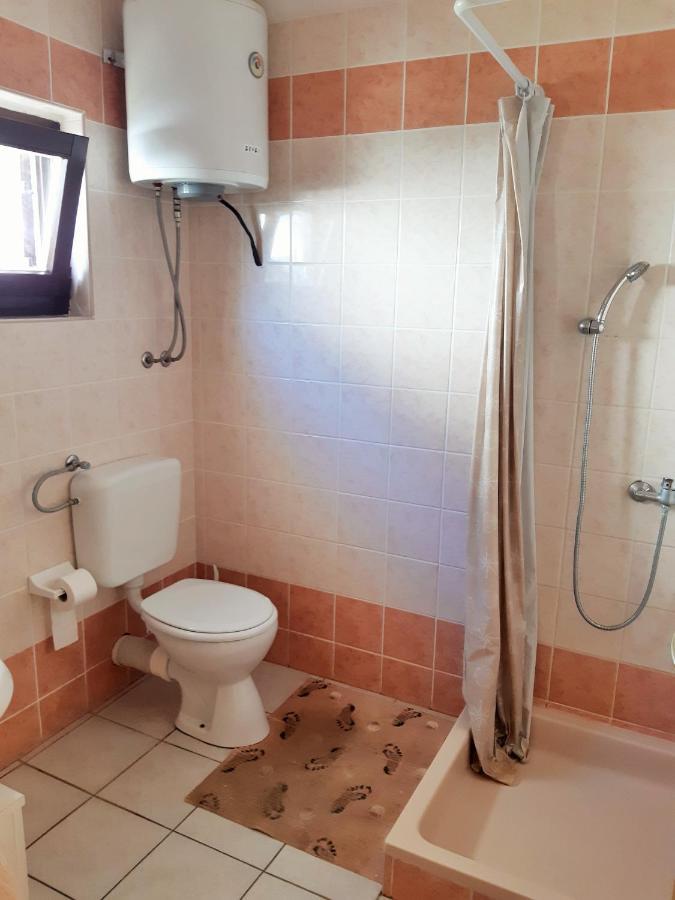Apartments Maltasic Vir Exterior photo