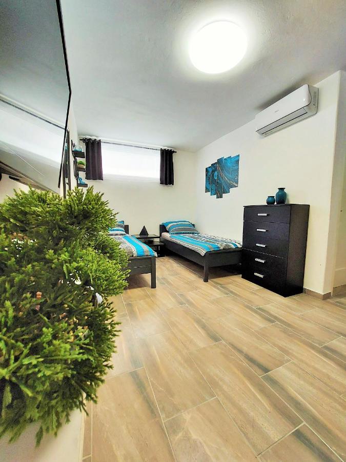 Apartments Maltasic Vir Exterior photo